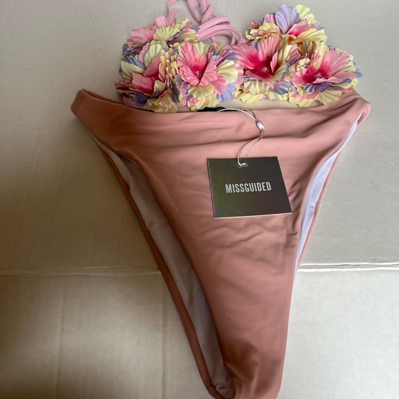 Misguided - NWT - Clean Bandeau Bikini Bottom - Rose Pink - Size 2 - Picture 1 of 4